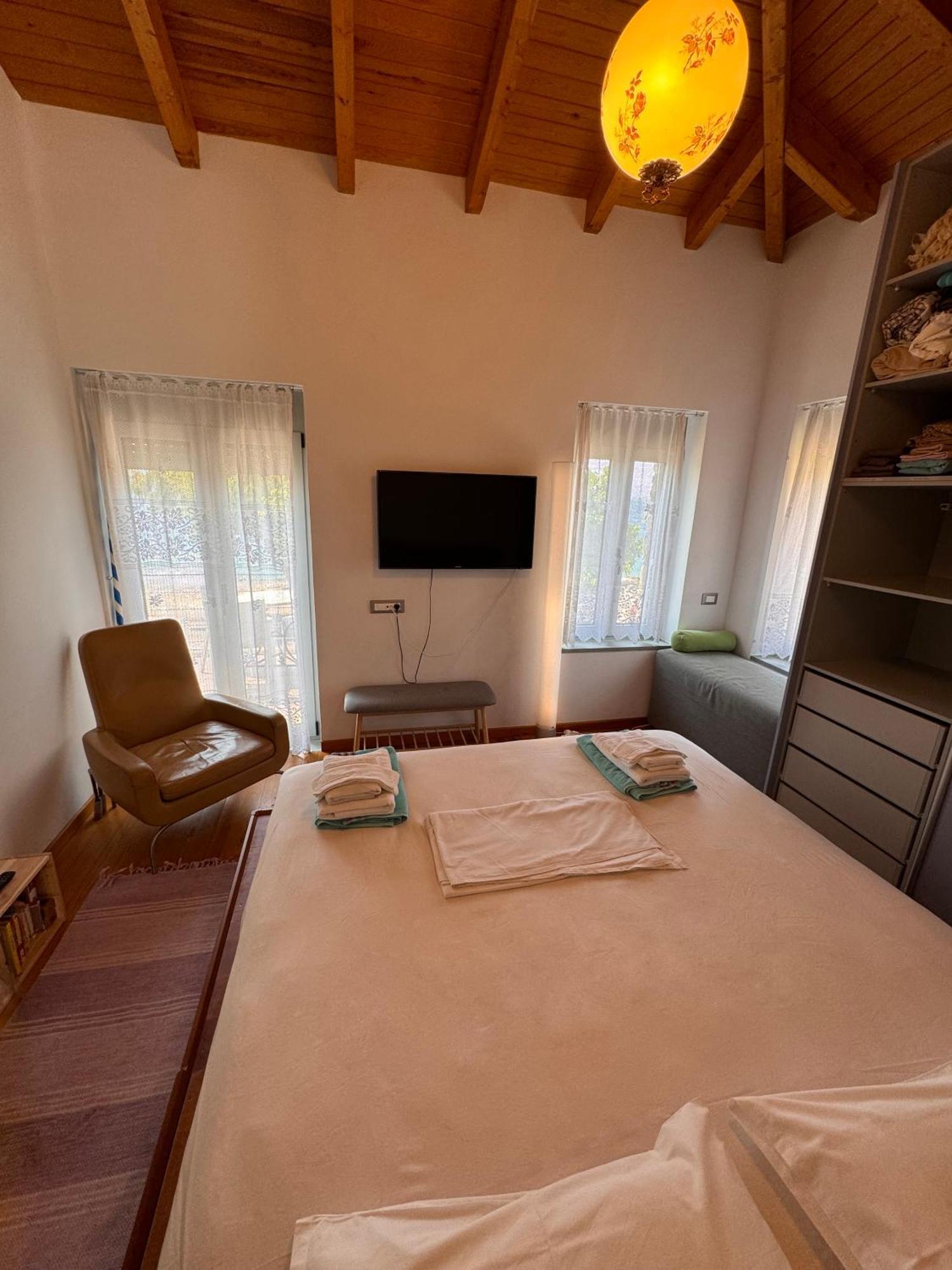 Ianos Maisonette Paralia Sergoulas エクステリア 写真