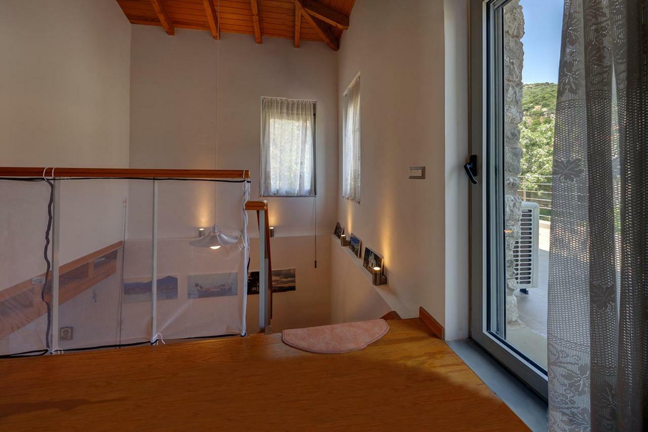 Ianos Maisonette Paralia Sergoulas エクステリア 写真